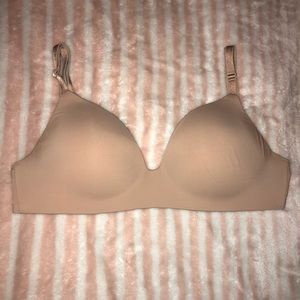 34D Victoria’s Secret Bra 👙